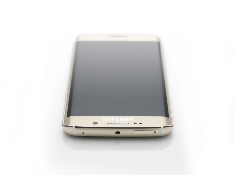 Galaxy_S6_edge_Topdown_Gold_Platinum