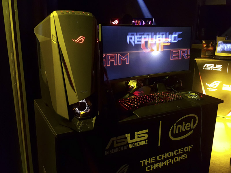 petrecere-asus-rog-3