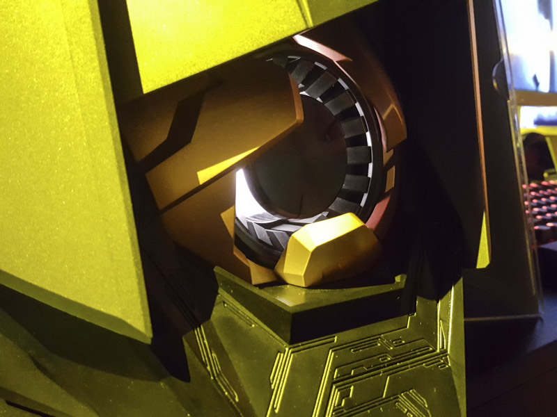 petrecere-asus-rog-4