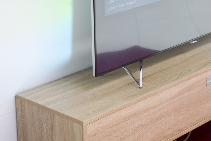 philips-8901-ambilight-4