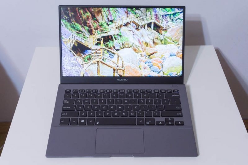 AsusPro B9940 - 1