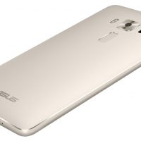 asus zenfone 3 deluxe - 2