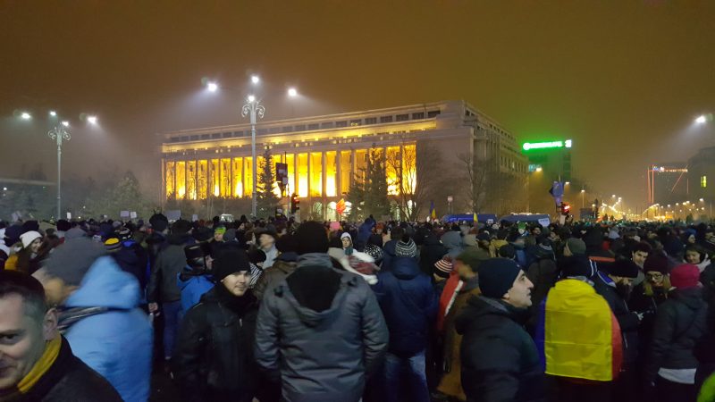 protest guvern