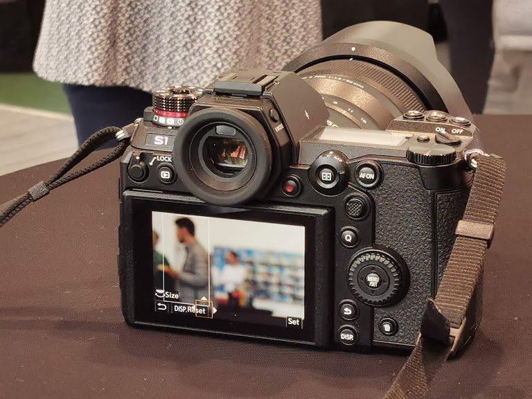 panasonic lumix s1 românia