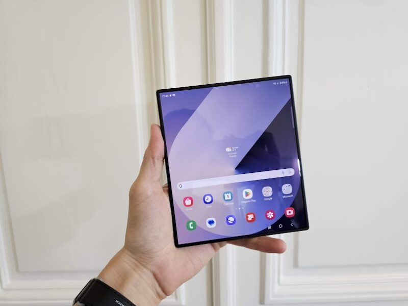 Galaxy Flip 2024