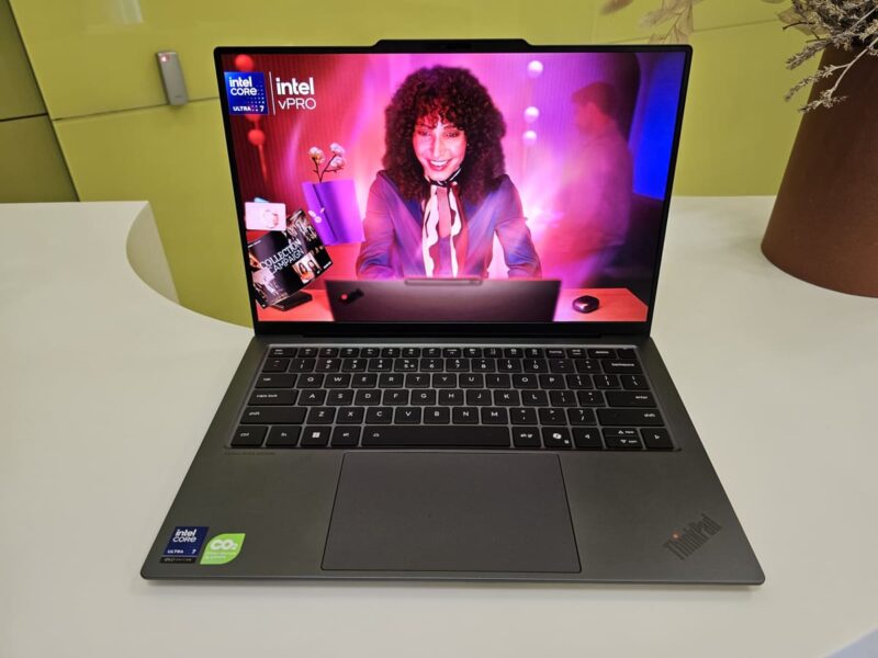 lenovo thinkpad x9 aura edition