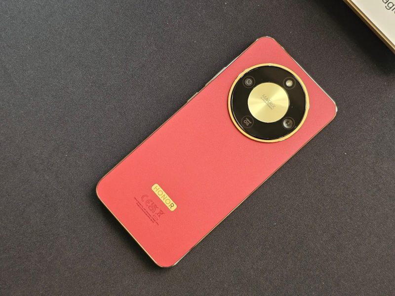 honor magic 8 lite roșu