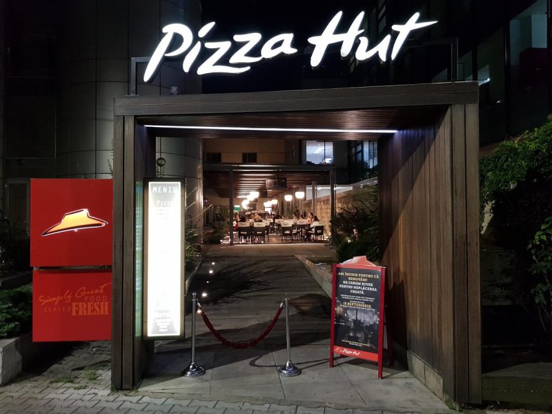 pizza hut românia