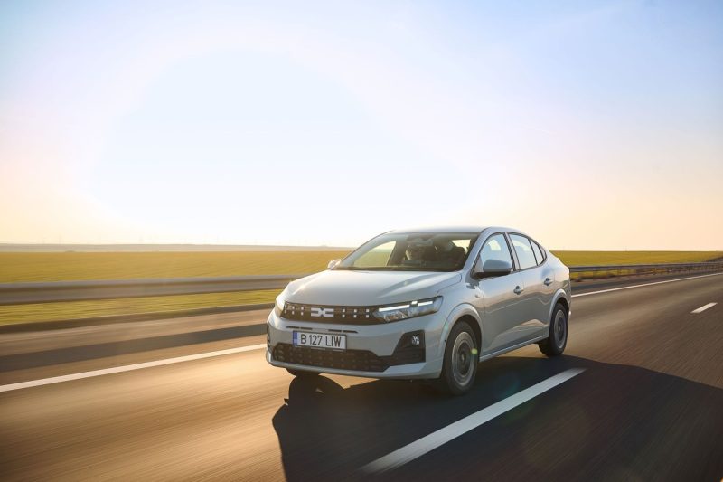 cum se conduce dacia logan 2026