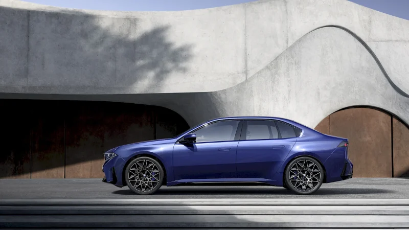 bmw i3 lateral