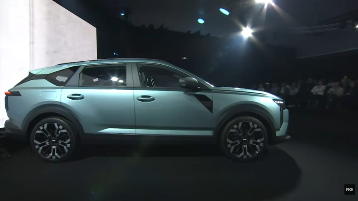 Dacia Striker lateral