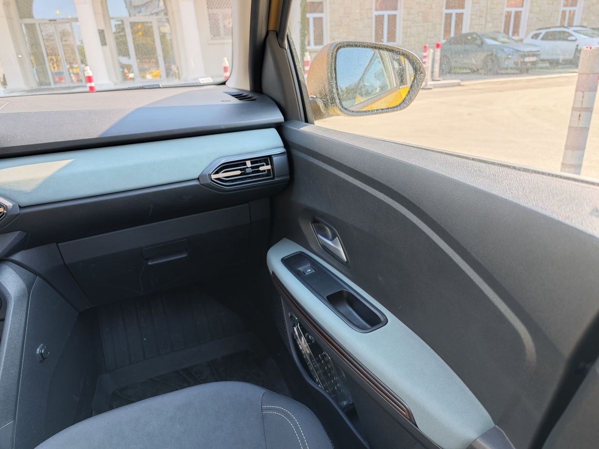dacia sandero stepway 2026 interior