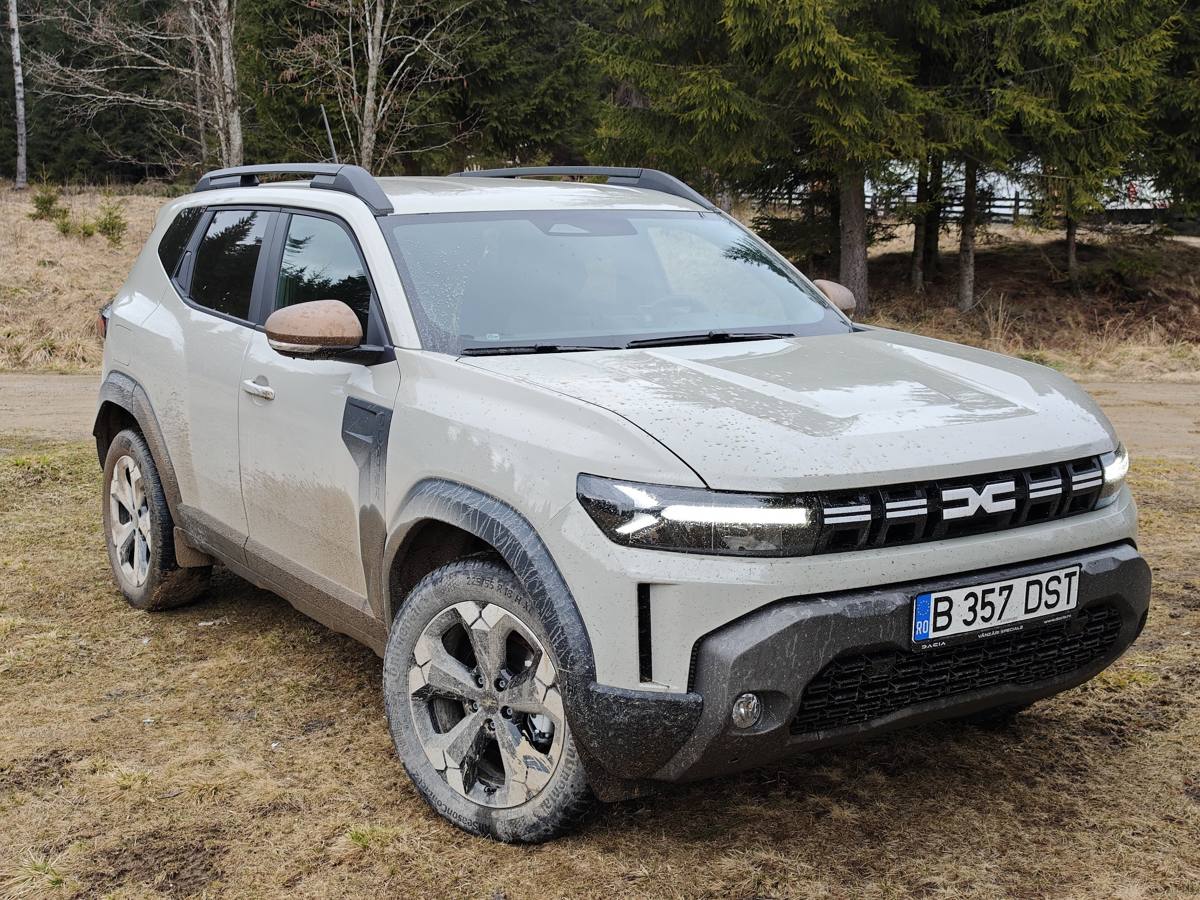 dacia duster munte