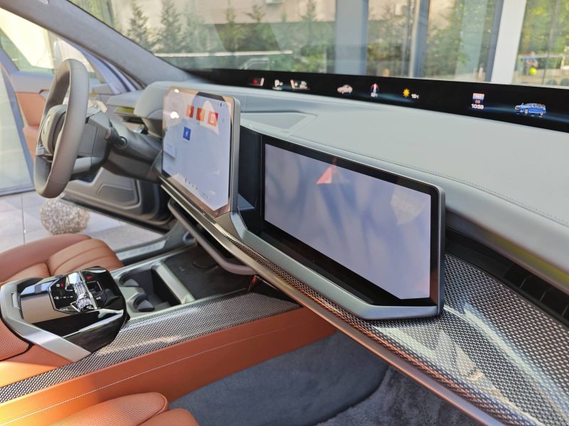bmw seria 7 facelift display pasager